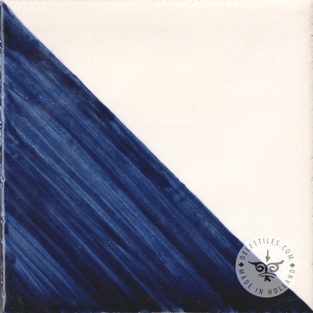 Corner decorated tile Type C